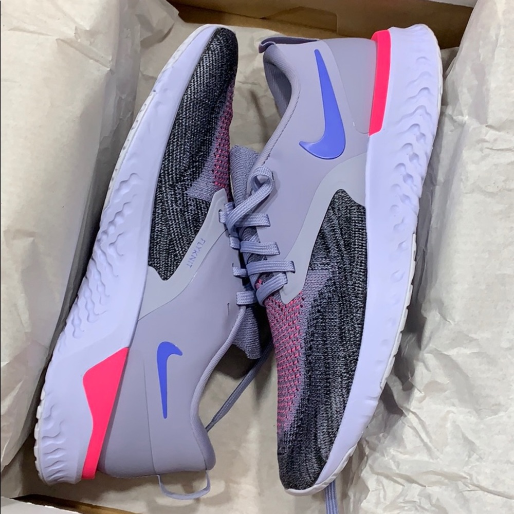 W NIKE ODYSSEY REACT 2 FLYKNIT - Picture 2 of 16
